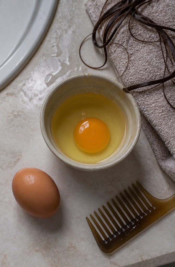 Egg prepared for a hair treatment